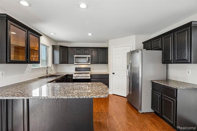 34310 Kentucky, Clinton Township, MI 48035