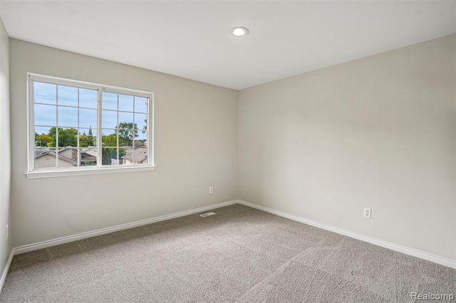34310 Kentucky, Clinton Township, MI 48035