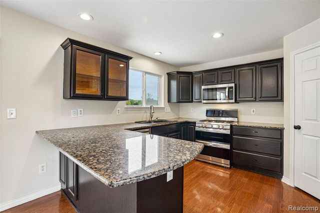 34310 Kentucky, Clinton Township, MI 48035