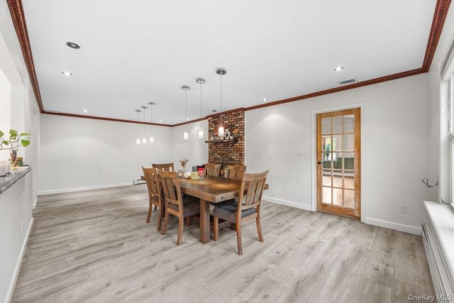 3 Fams Court, Jericho, NY 11753