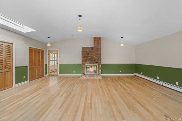 3 Fams Court, Jericho, NY 11753