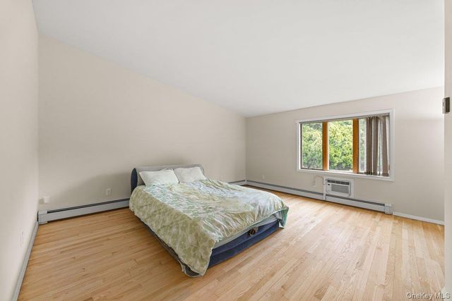 3 Fams Court, Jericho, NY 11753