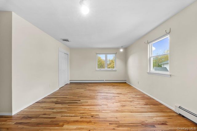 3 Fams Court, Jericho, NY 11753