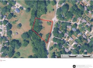 2421 Atchison Avenue, Lawrence, KS 66047