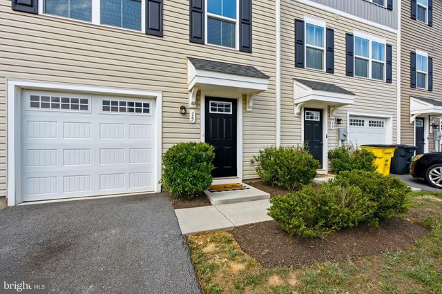 15 SNICKERS CT, Martinsburg, WV 25403
