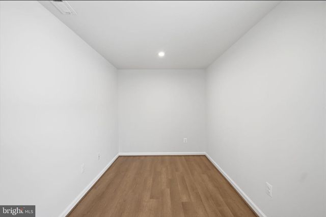 15 SNICKERS CT, Martinsburg, WV 25403