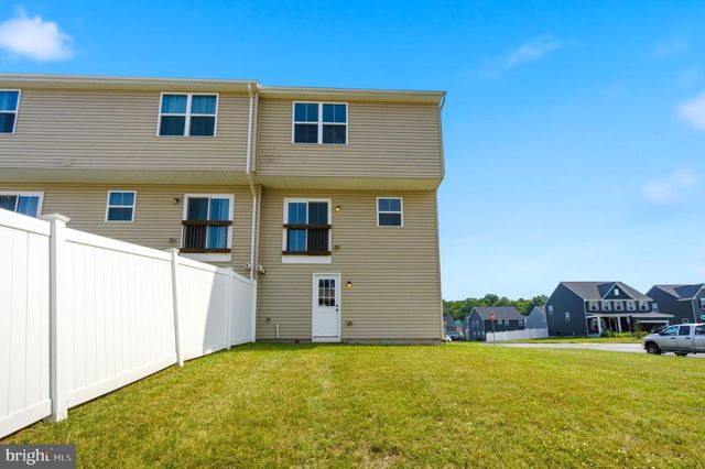 15 SNICKERS CT, Martinsburg, WV 25403
