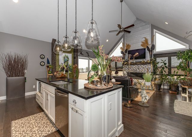 28067 238th Street, Le Claire, IA 52753