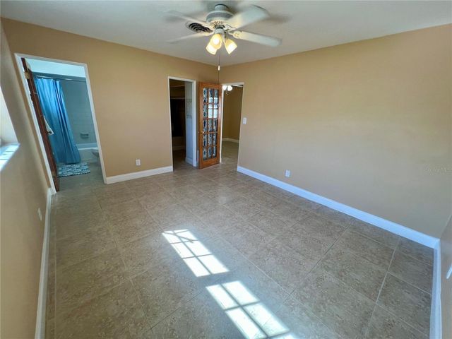 11315 3RD STREET E, Treasure Island, FL 33706