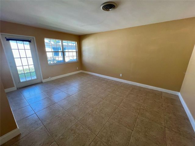 11315 3RD STREET E, Treasure Island, FL 33706