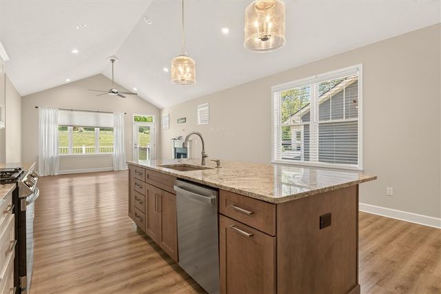 57 Thompson Ln, Canandaigua City, NY 14424