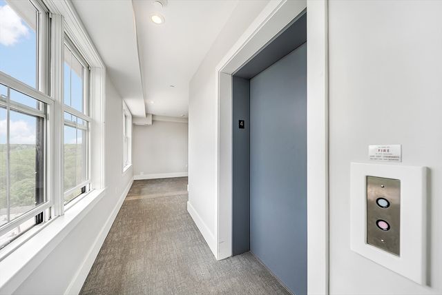11 Oak Grove Ter 402, Quincy, MA 02169