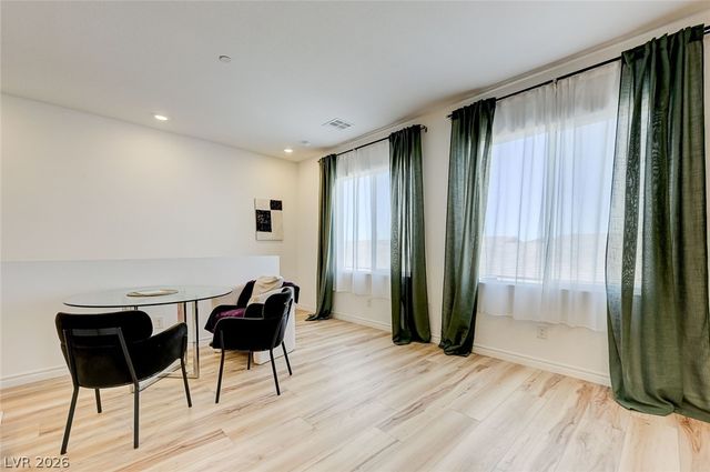 236 Walsh Peak Avenue, Henderson, NV 89015