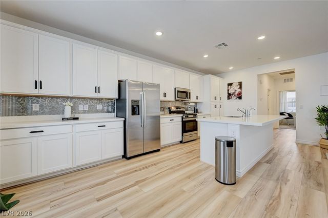 236 Walsh Peak Avenue, Henderson, NV 89015