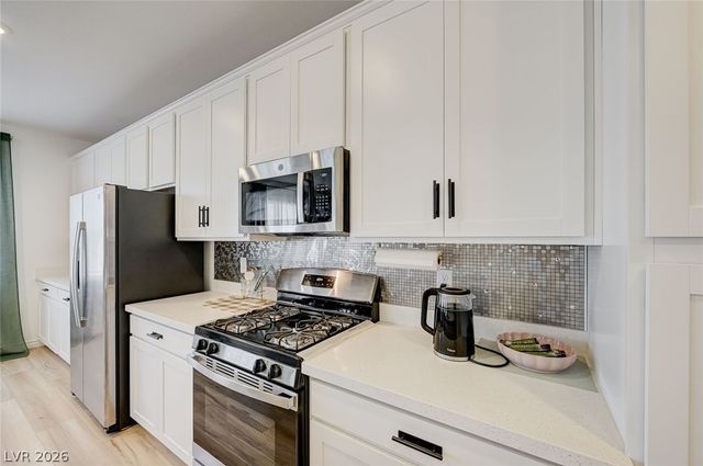 236 Walsh Peak Avenue, Henderson, NV 89015