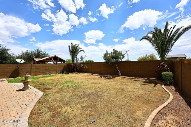 6611 S 43RD Drive, Laveen, AZ 85339