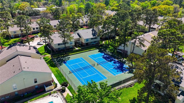 14515 Wunderlich Drive 1602, Houston, TX 77069