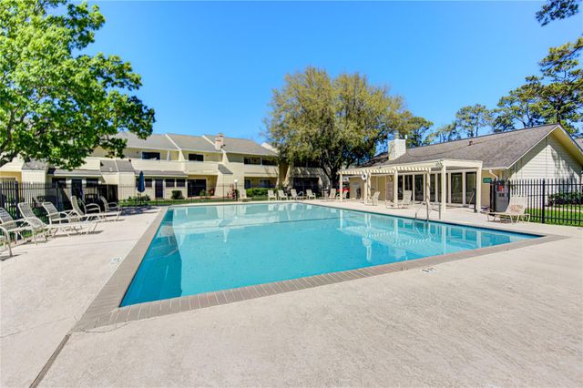 14515 Wunderlich Drive 1602, Houston, TX 77069