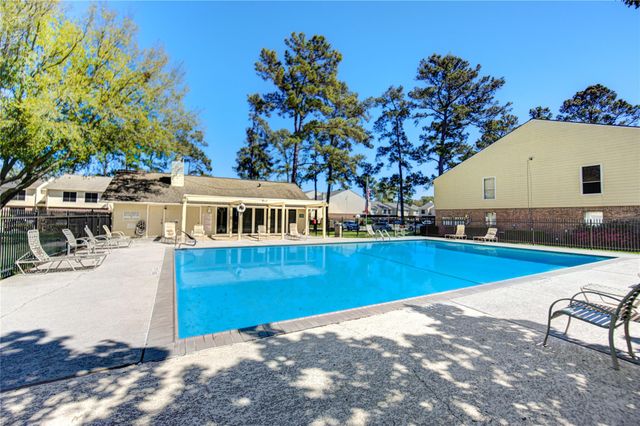 14515 Wunderlich Drive 1602, Houston, TX 77069