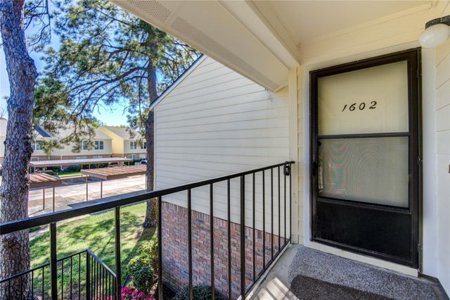 14515 Wunderlich Drive 1602, Houston, TX 77069