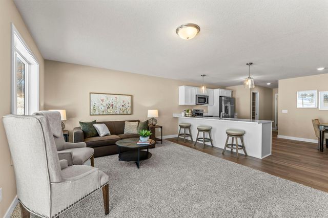 530 Sienna Drive, Watertown, MN 55388