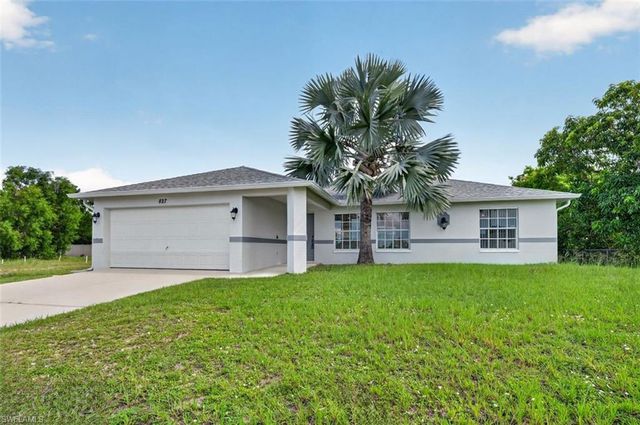 827 SW 29th TER, Cape Coral, FL 33914
