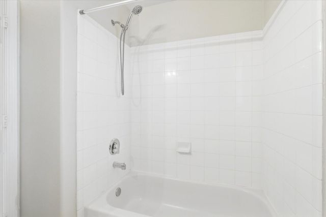 22028 Knights Cove Drive, Kingwood, TX 77339