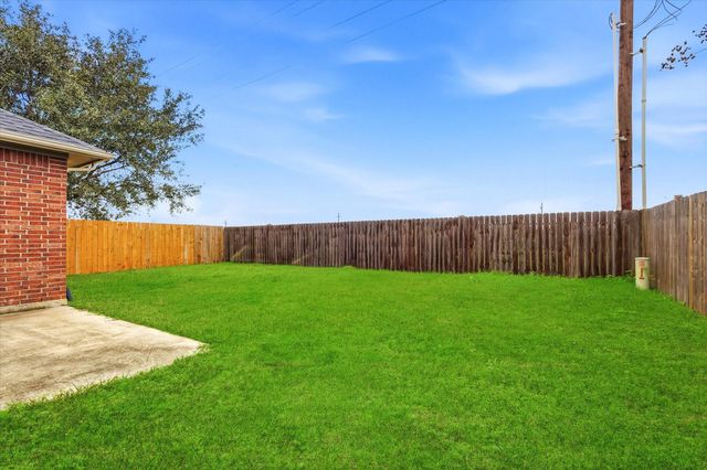 22028 Knights Cove Drive, Kingwood, TX 77339