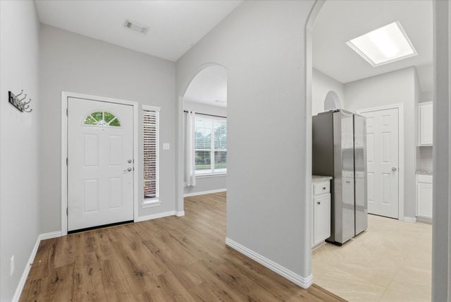 22028 Knights Cove Drive, Kingwood, TX 77339