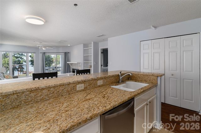 17919 Kings Point Drive K, Cornelius, NC 28031