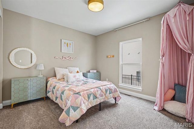 312 Summer Glen Lane, St Charles, MO 63301