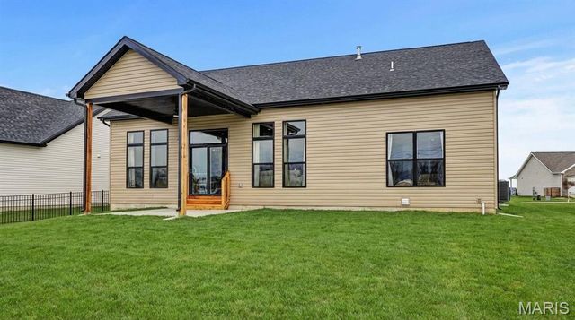 312 Summer Glen Lane, St Charles, MO 63301
