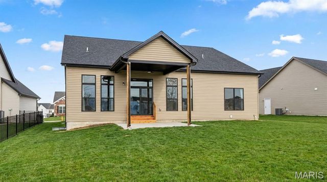 312 Summer Glen Lane, St Charles, MO 63301