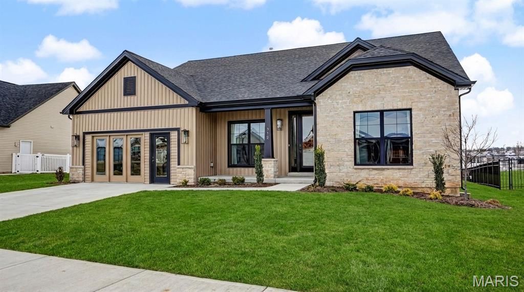 312 Summer Glen Lane, St Charles, MO 63301