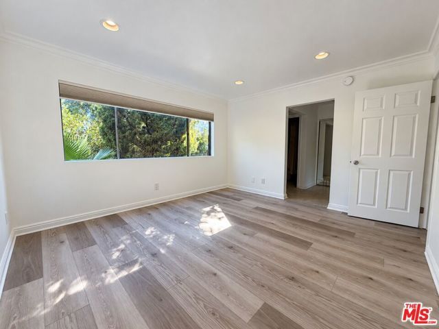 333 Burchett Street 111, Glendale, CA 91203