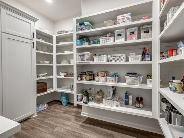 365 Saint Claire Drive, Edmond, OK 73025