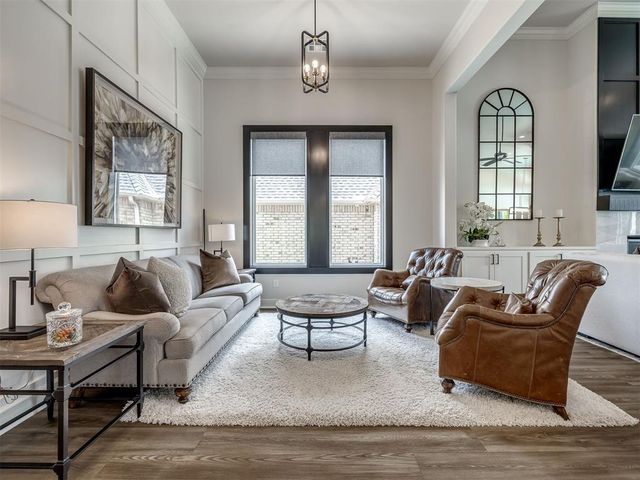 365 Saint Claire Drive, Edmond, OK 73025