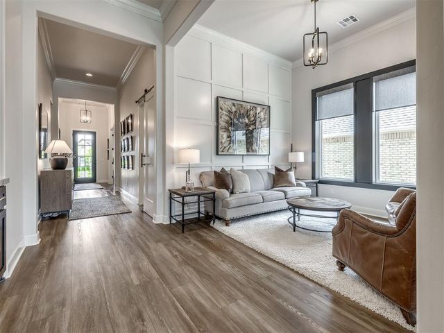 365 Saint Claire Drive, Edmond, OK 73025