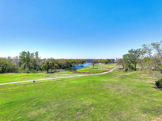 365 Saint Claire Drive, Edmond, OK 73025