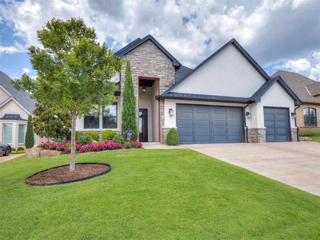 365 Saint Claire Drive, Edmond, OK 73025