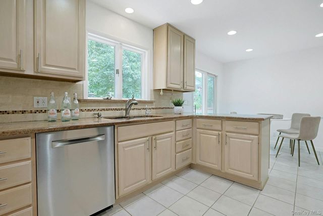 67 Belleau Avenue, New Rochelle, NY 10804