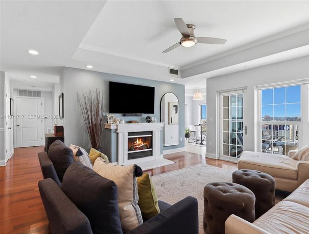 400 E Bay Street 1706, Jacksonville, FL 32202