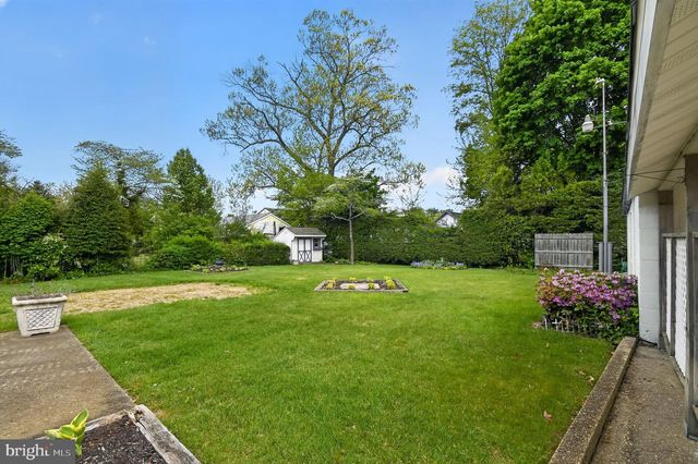 112 W PACIFIC AVE, Minotola, NJ 08341