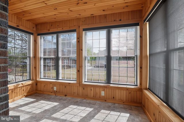 112 W PACIFIC AVE, Minotola, NJ 08341