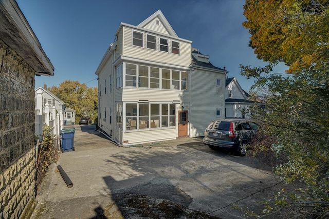 14 Wheatland St. 2, Salem, MA 01970