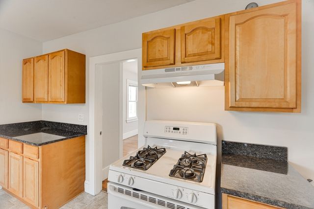 14 Wheatland St. 2, Salem, MA 01970