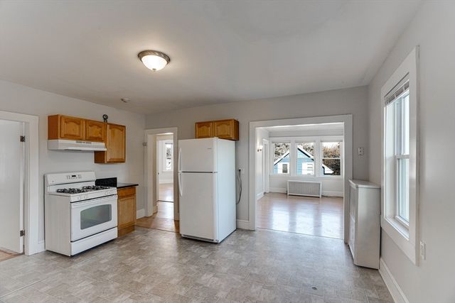 14 Wheatland St. 2, Salem, MA 01970