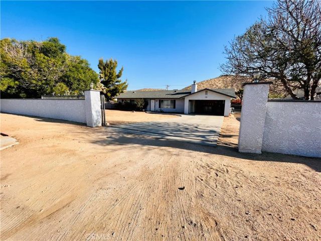 57806 Desert Gold Dr., Yucca Valley, CA 92284