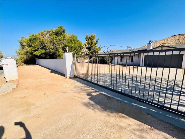 57806 Desert Gold Dr., Yucca Valley, CA 92284
