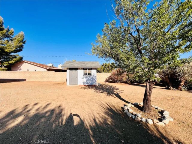 57806 Desert Gold Dr., Yucca Valley, CA 92284